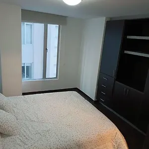 Hermoso Departamento En La Carolina , Quito Ecuador